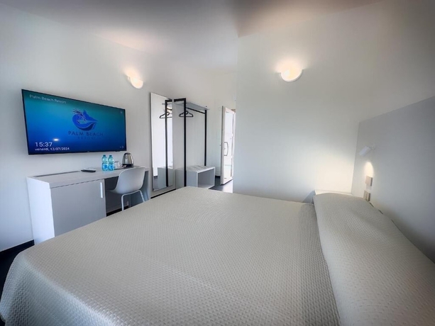Imagen de la habitación del Palm Beach Resort, ARBATAX. Foto 7