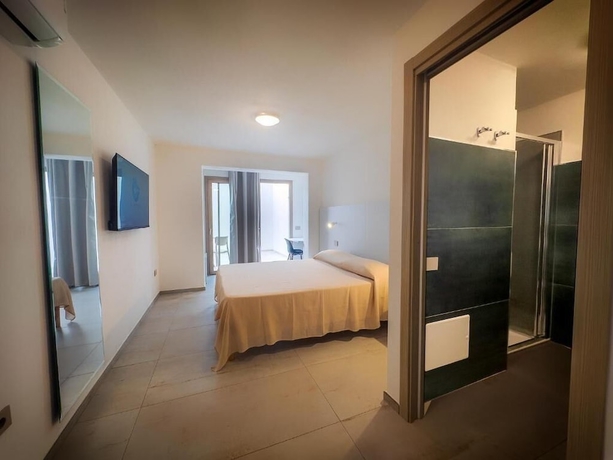 Imagen de la habitación del Palm Beach Resort, ARBATAX. Foto 10