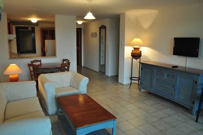 Imagen de los interiores del Palm Court Suites. Foto 13