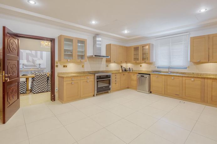 Imagen de la habitación del Palm Jumeirah Beach Front XL Villa w Prvt Pool. Foto 4