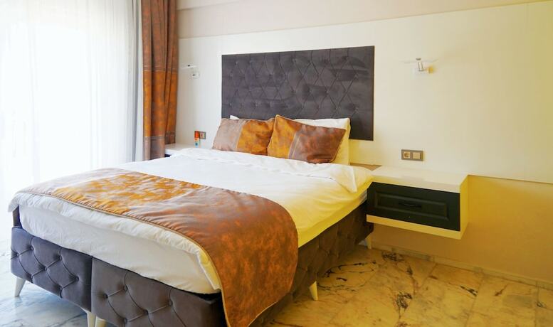 Imagen de la habitación del Palmera Beach Hotel. Foto 19