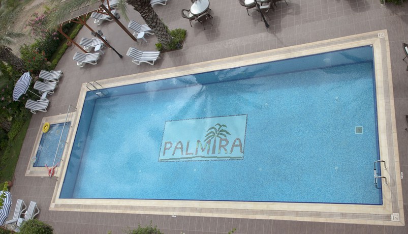 Imagen de la piscina del Palmira Hotel. Foto 19