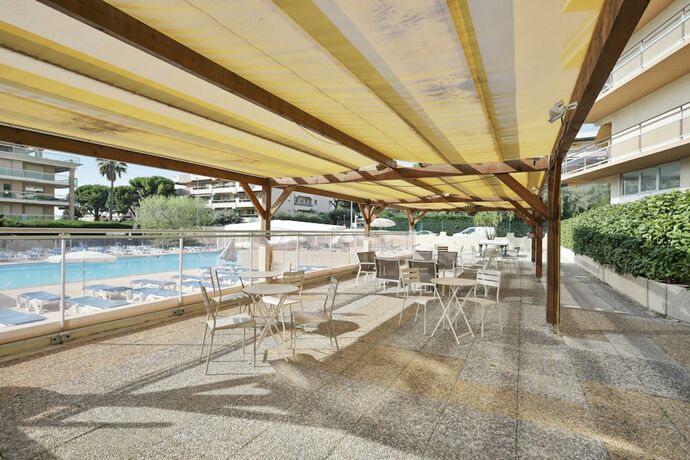 Imagen general del PandV Residence Saint Laurent Du Var. Foto 9
