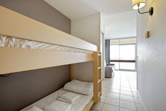 Imagen de la habitación del PandV Residence Saint Laurent Du Var. Foto 20