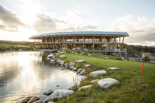 Imagen de la habitación del Panorama Golf Resort. Foto 18