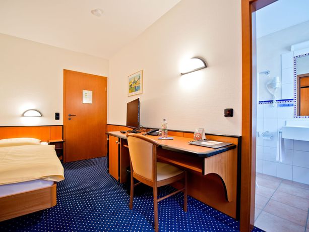 Imagen de la habitación del Panorama Hotel, Glashütten. Foto 10