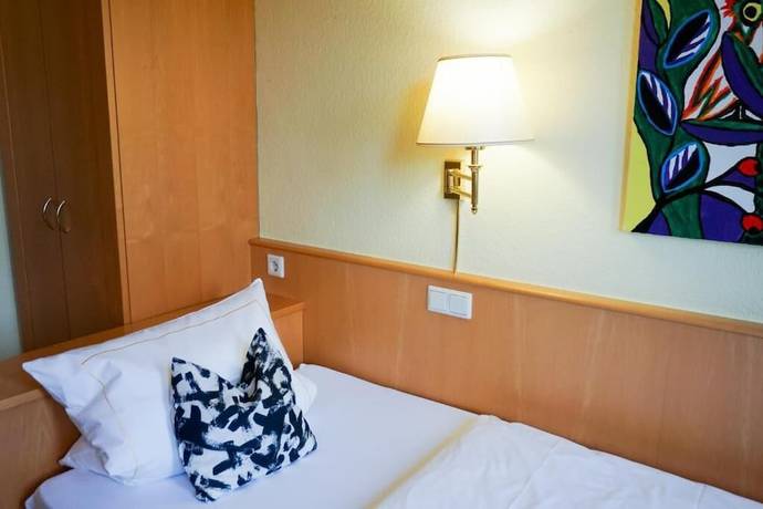 Imagen de la habitación del Panorama Hotel Rheinkrone. Foto 9