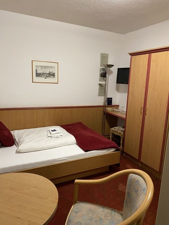 Imagen de la habitación del PanoramaHotel Lilienstein. Foto 5