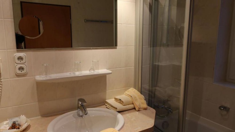 Imagen de la habitación del Panoramahotel Am Marienturm. Foto 18