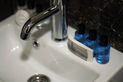 Imagen de la habitación del Paradise Airport Hotel. Foto 4