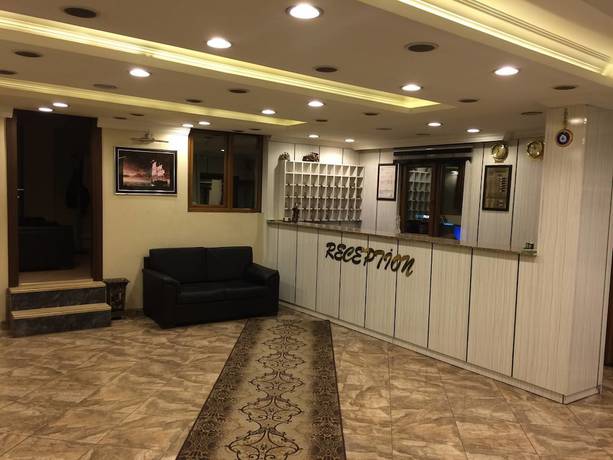 Imagen de los interiores del Paradise Lost Hotel. Foto 20