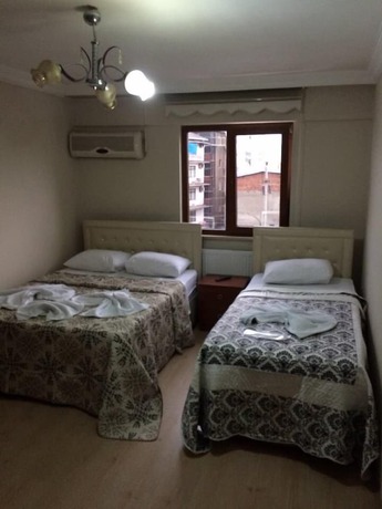 Imagen de la habitación del Paradise Lost Hotel. Foto 17
