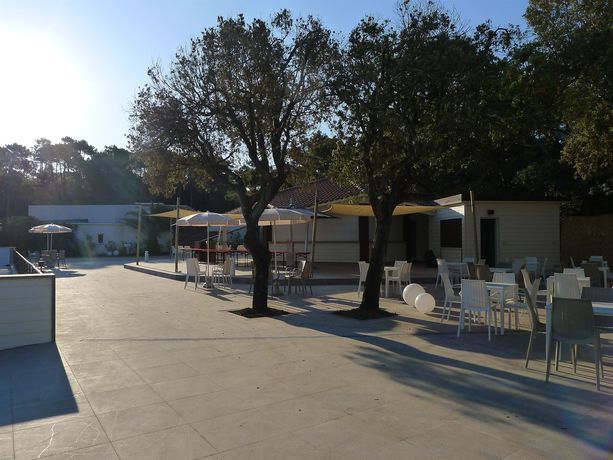 Imagen de los exteriores del Paradù Ecovillage and Resort. Foto 8