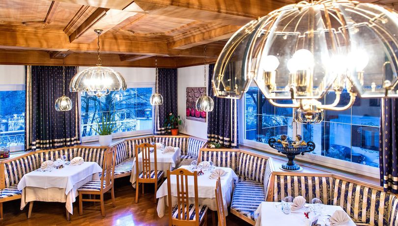 Imagen del bar/restaurante del Parc Hotel Florian. Foto 6