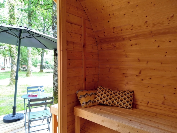 Imagen de la habitación del Parc de Charlieu. Foto 5