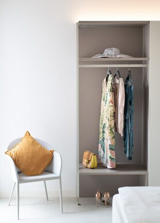 Imagen de la habitación del Pareus Beach Resort. Foto 17