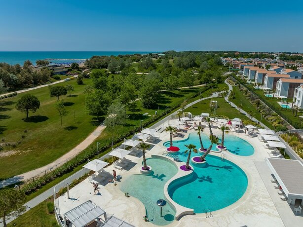 Imagen general del Pareus Beach Resort. Foto 8