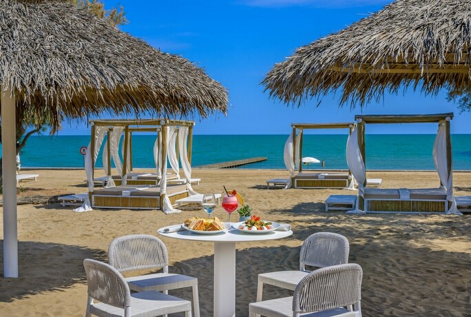 Imagen general del Pareus Beach Resort. Foto 13