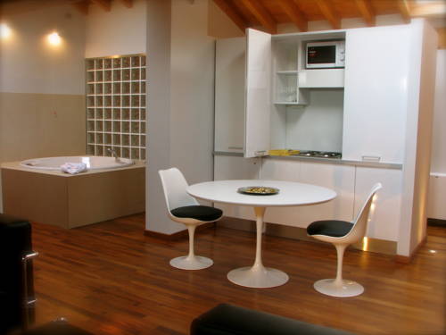 Imagen de la habitación del Parizzi Suites & Studio. Foto 2