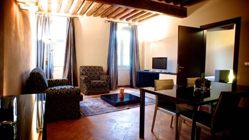 Imagen de la habitación del Parizzi Suites & Studio. Foto 10