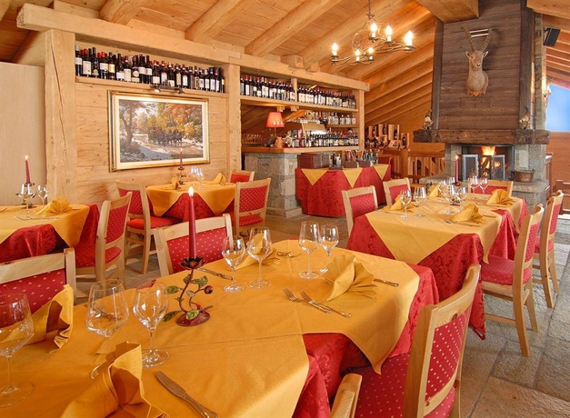 Imagen del bar/restaurante del Park Chalet Village. Foto 4