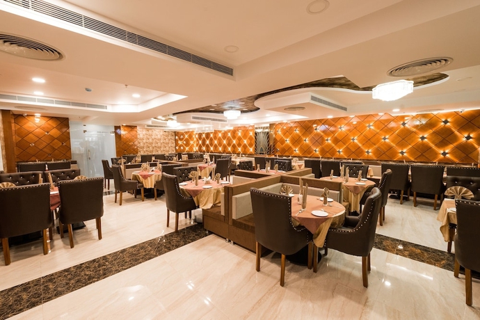 Imagen del bar/restaurante del Park Continental Hotel. Foto 4