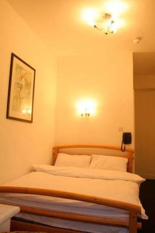 Imagen general del Park Crescent Hotel. Foto 2