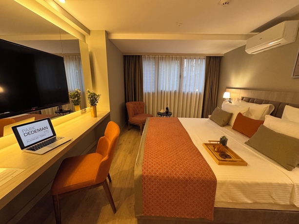 Imagen de la habitación del Park Dedeman City Alsancak. Foto 8