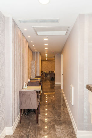 Imagen del bar/restaurante del Park Grazza Hotel. Foto 2