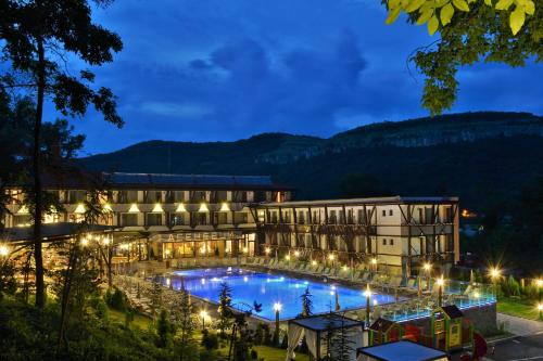 Imagen general del Park Hotel Asenevtsi. Foto 13