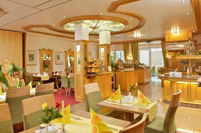 Imagen del bar/restaurante del Park Hotel Laim Serviced Apartments. Foto 4