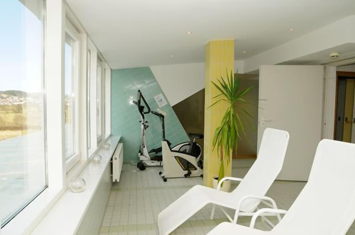 Imagen de los interiores del Parkhotel Cham. Foto 14