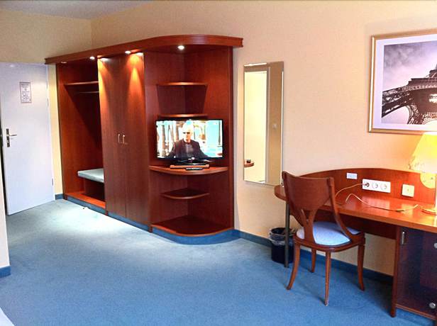 Imagen de la habitación del Parkhotel Dallgow. Foto 6