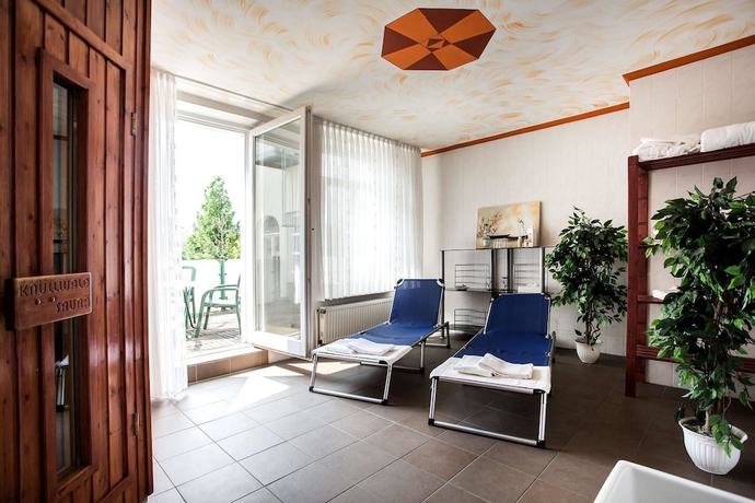 Imagen de la piscina del Parkhotel Lingen. Foto 20