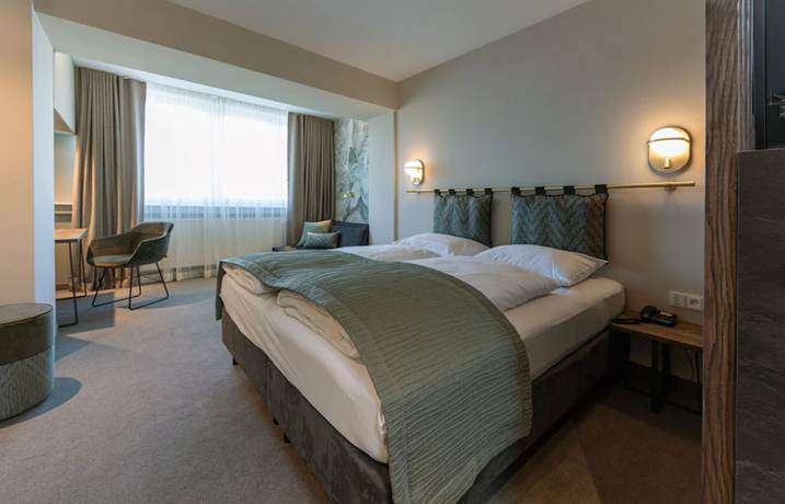 Imagen de la habitación del Parkhotel Schmid. Foto 15