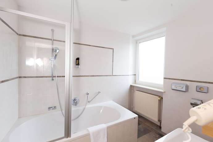 Imagen de la habitación del Parkhotel Traunstein. Foto 7