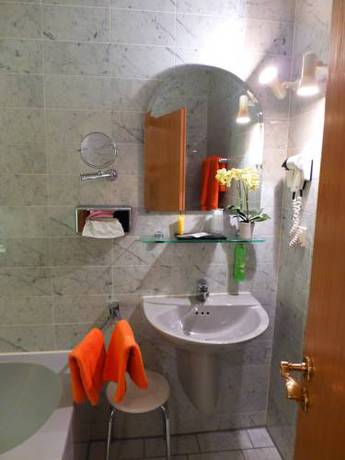 Imagen de la habitación del Parkhotel Waldschl&ouml;sschen. Foto 4