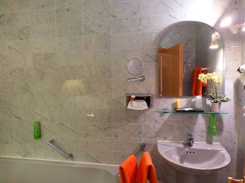 Imagen de la habitación del Parkhotel Waldschl&ouml;sschen. Foto 5