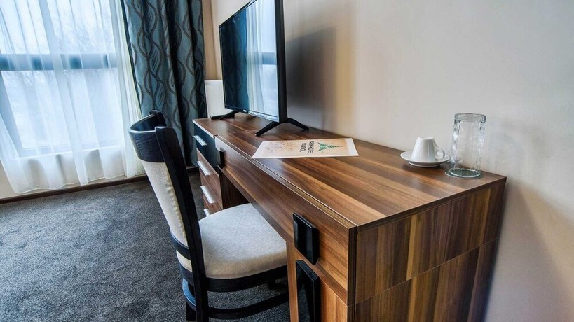 Imagen de la habitación del Park-hotel Yambol. Foto 3