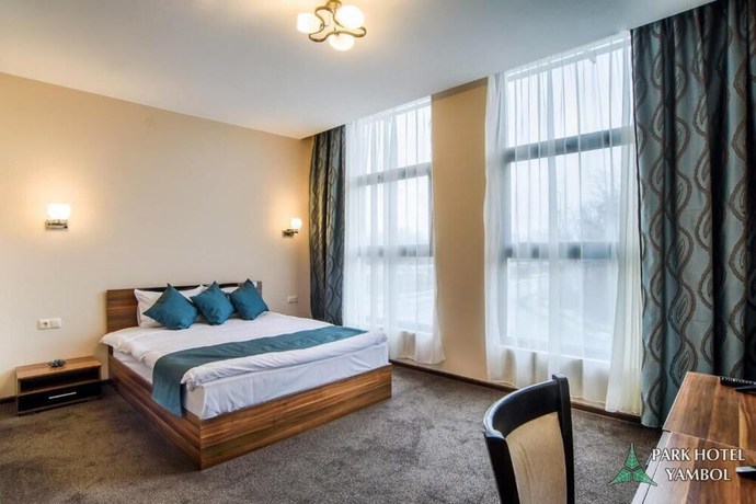 Imagen de la habitación del Park-hotel Yambol. Foto 7