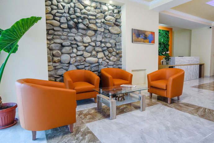 Imagen de los interiores del Park-hotel Yambol. Foto 17