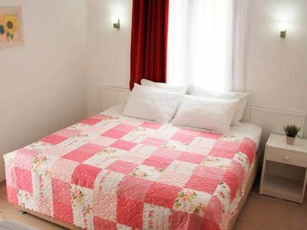 Imagen de la habitación del Parla Apart Otel. Foto 9