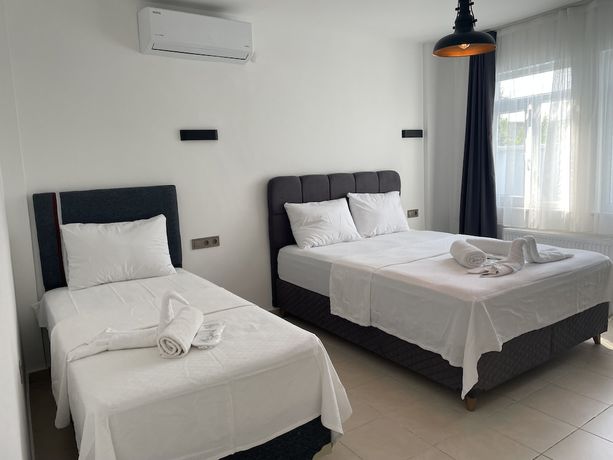 Imagen de la habitación del Parli Hotel. Foto 2