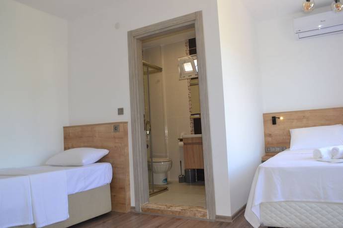 Imagen de la habitación del Parli Hotel. Foto 3