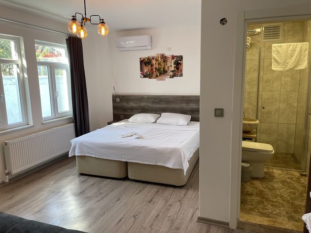 Imagen de la habitación del Parli Hotel. Foto 5
