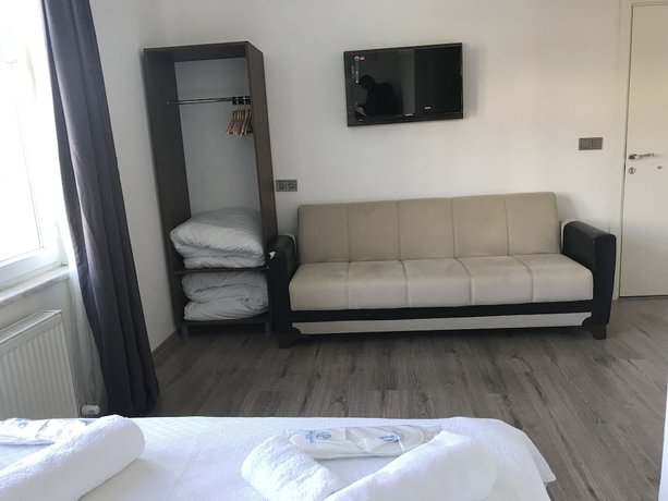 Imagen de la habitación del Parli Hotel. Foto 19