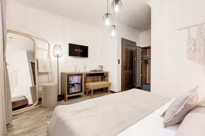 Imagen de la habitación del Parna Hotel. Foto 4
