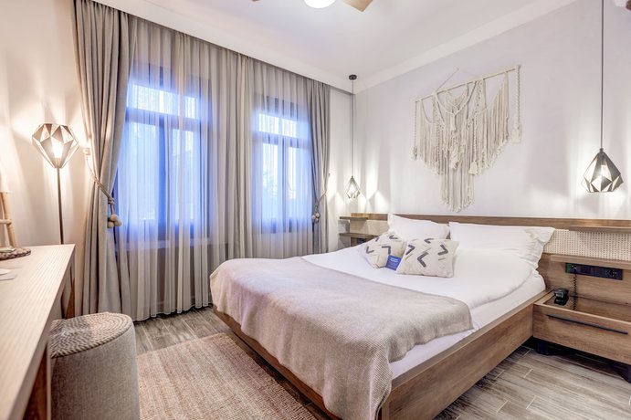 Imagen de la habitación del Parna Hotel. Foto 8