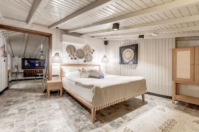 Imagen de la habitación del Parna Hotel. Foto 9