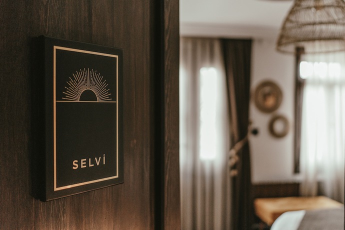 Imagen de la habitación del Parna Hotel. Foto 17